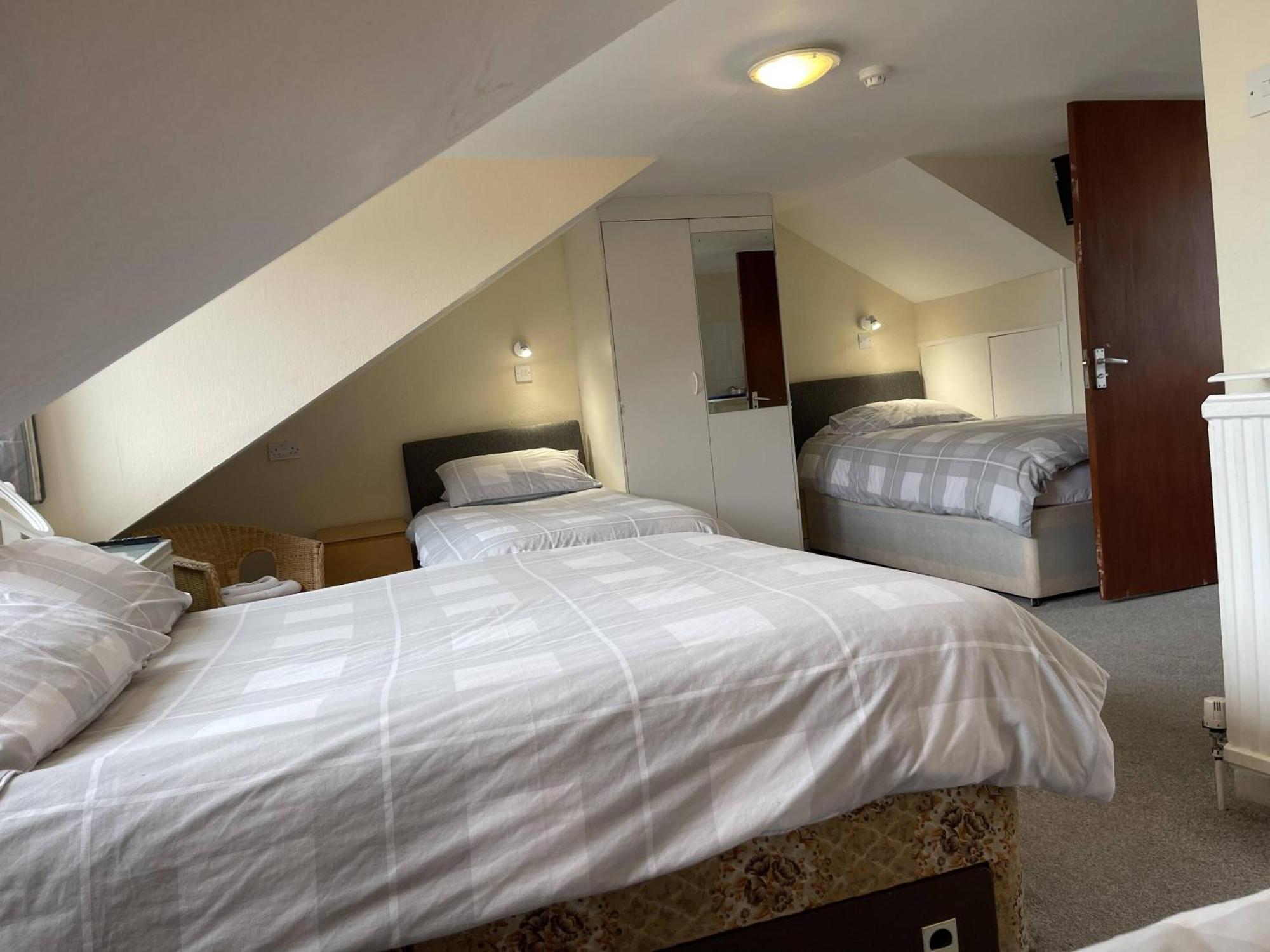 Lamplighter Guesthouse Plymouth Habitación foto