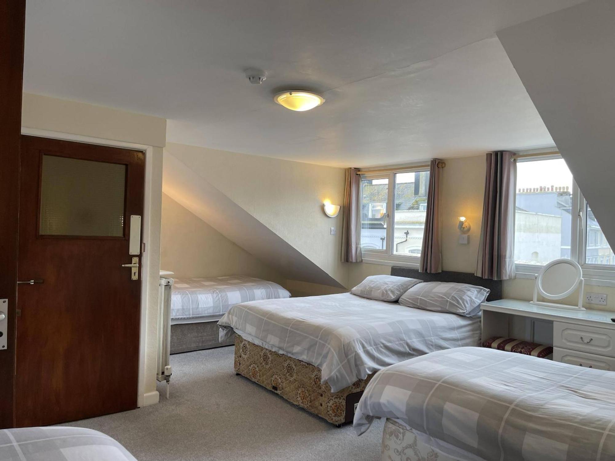 Lamplighter Guesthouse Plymouth Habitación foto