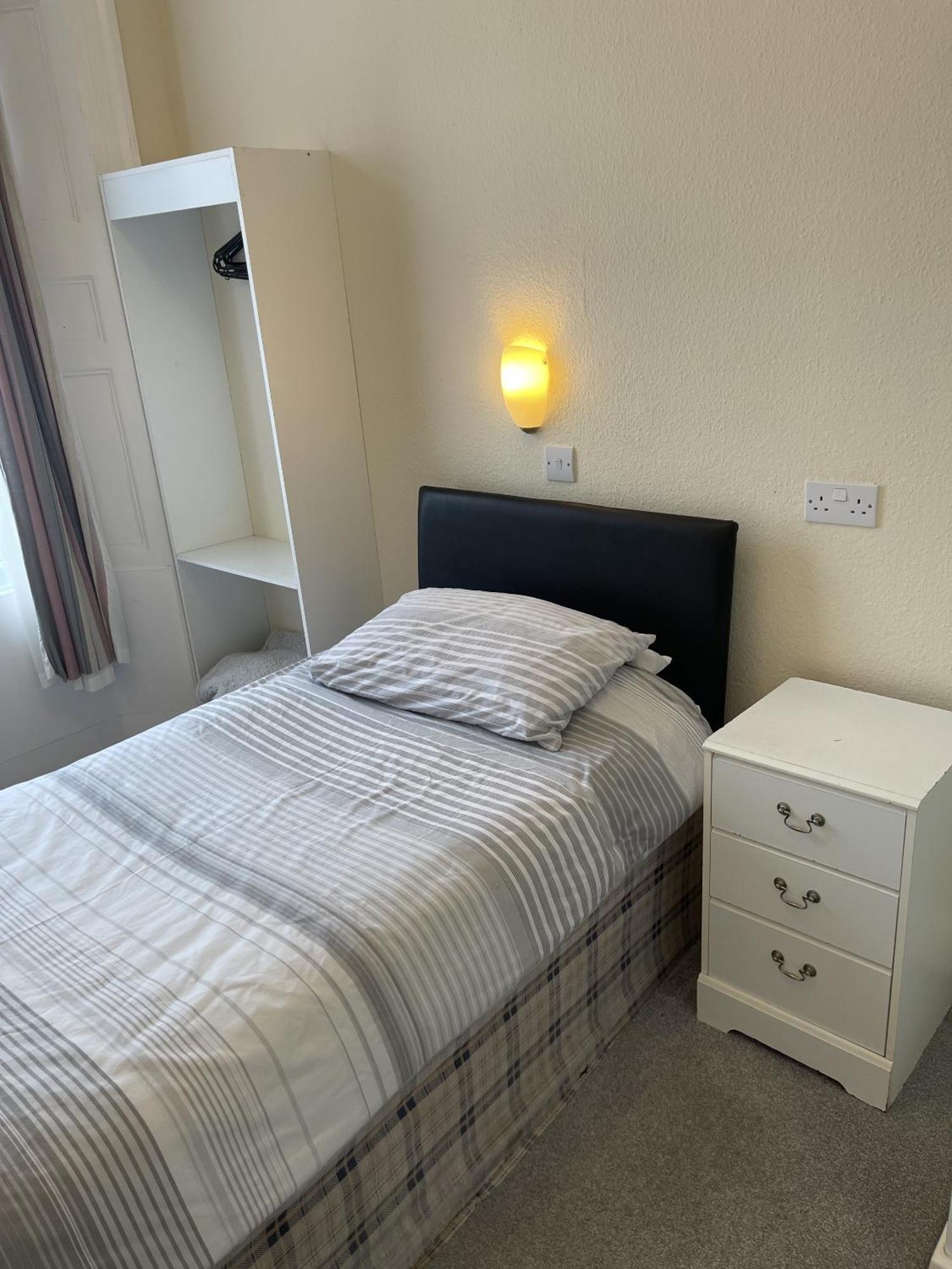 Lamplighter Guesthouse Plymouth Habitación foto